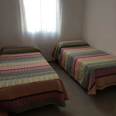Turisticos Sant Boi Apartamento *